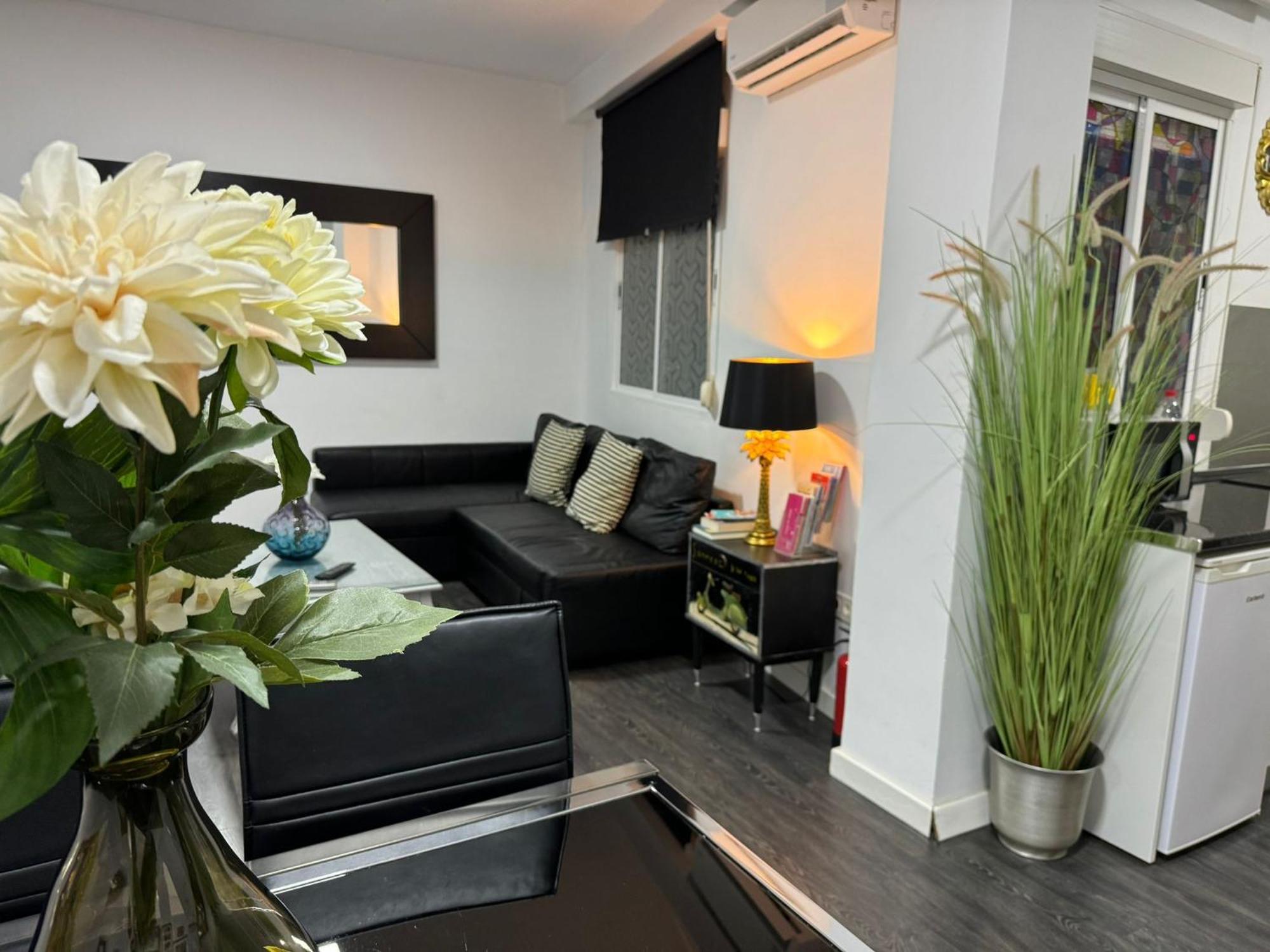 A 20 Pasos Del Museo Picasso Apartment *